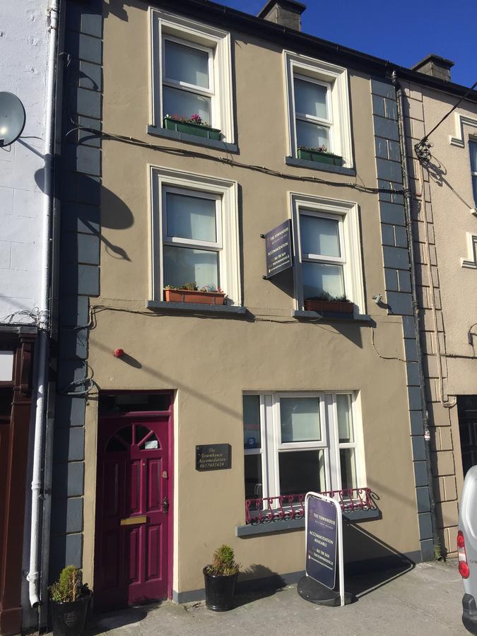 The Townhouse Bed & Breakfast Milltown Malbay Exterior photo